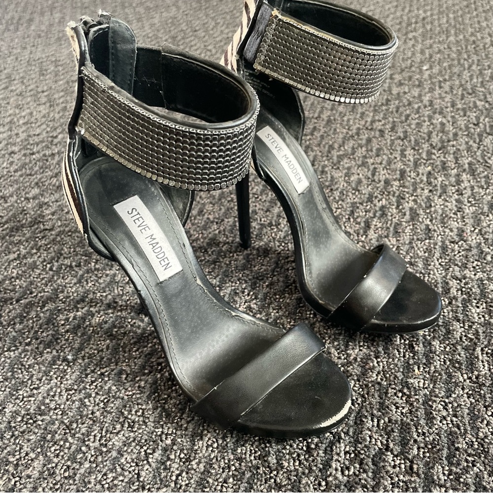 Steve Madden Funky Black and Animal Print Stilettos